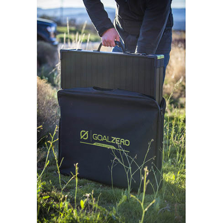 Goal Zero Boulder 100 Briefcase Solarmodul mit Tasche